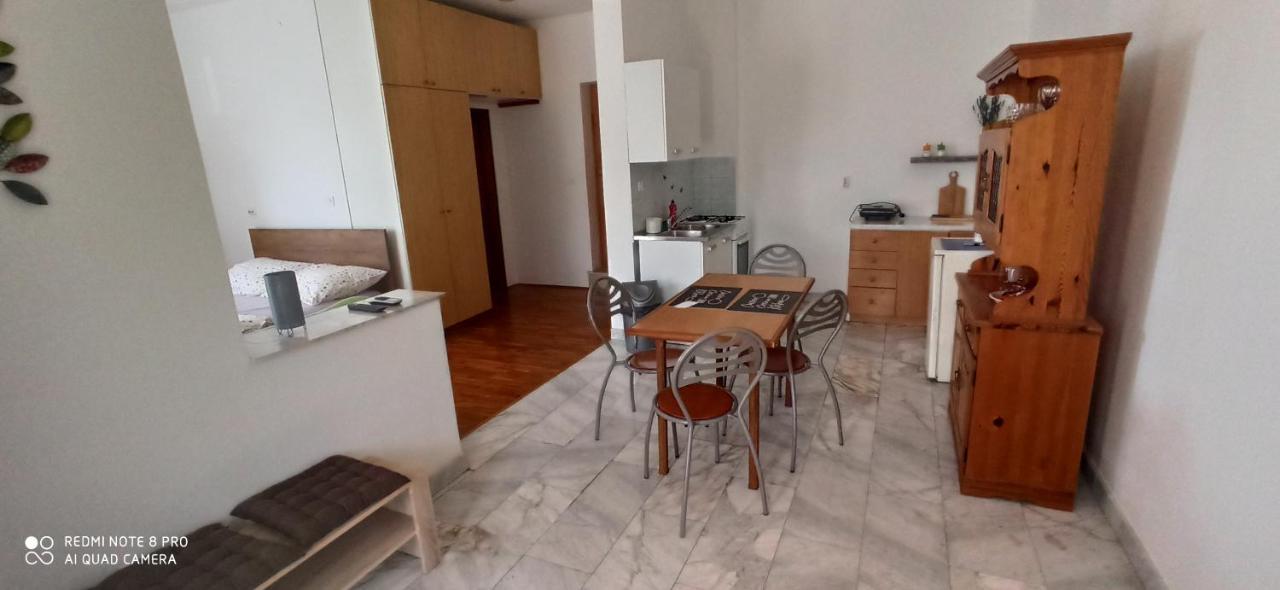 PUY Apartments Mamic מראה חיצוני תמונה