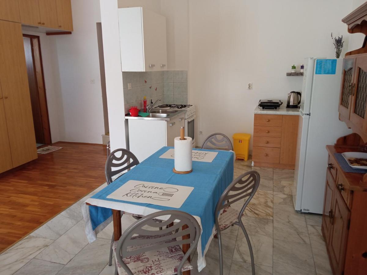 PUY Apartments Mamic מראה חיצוני תמונה