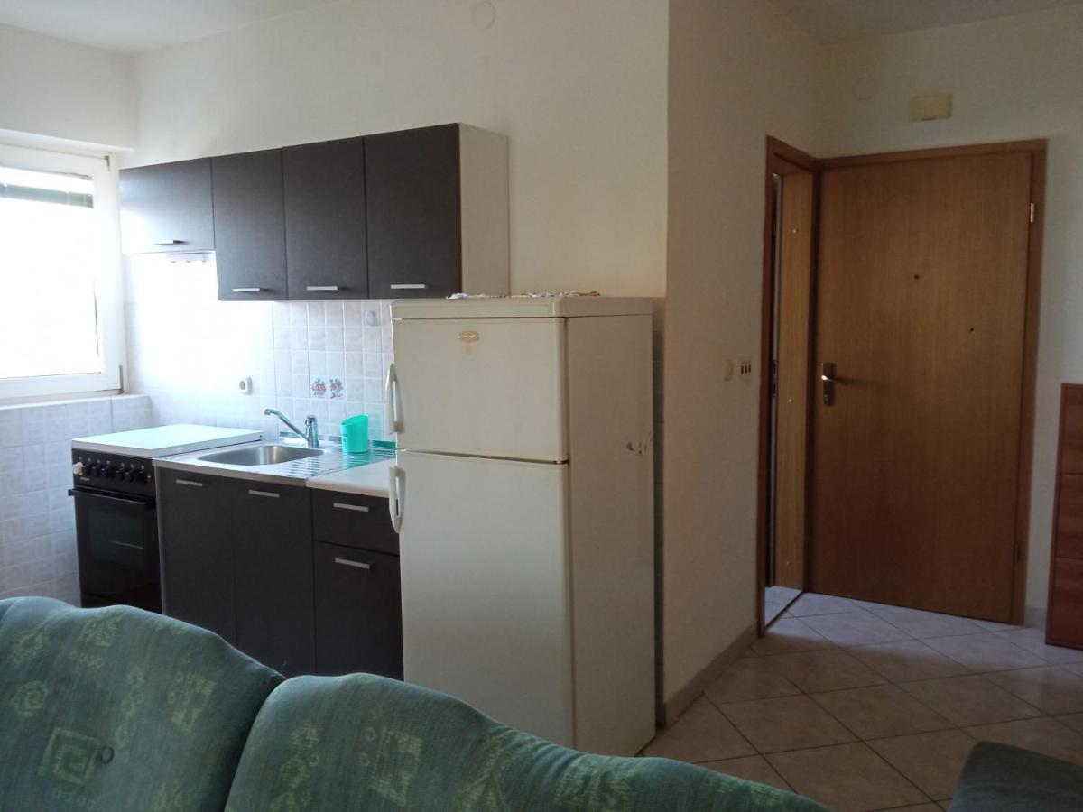 PUY Apartments Mamic מראה חיצוני תמונה